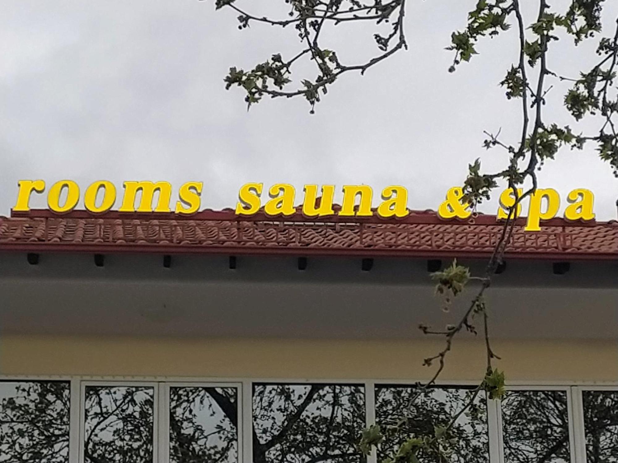 Olympus View Rooms Sauna & Spa Litóchoron Ngoại thất bức ảnh